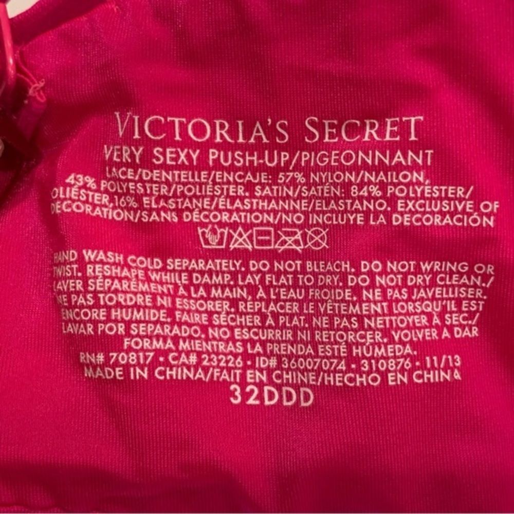 Victoria’s Secret Very Sexy Pink Push-up Bra 32DDD‎ - Picture 9 of 9